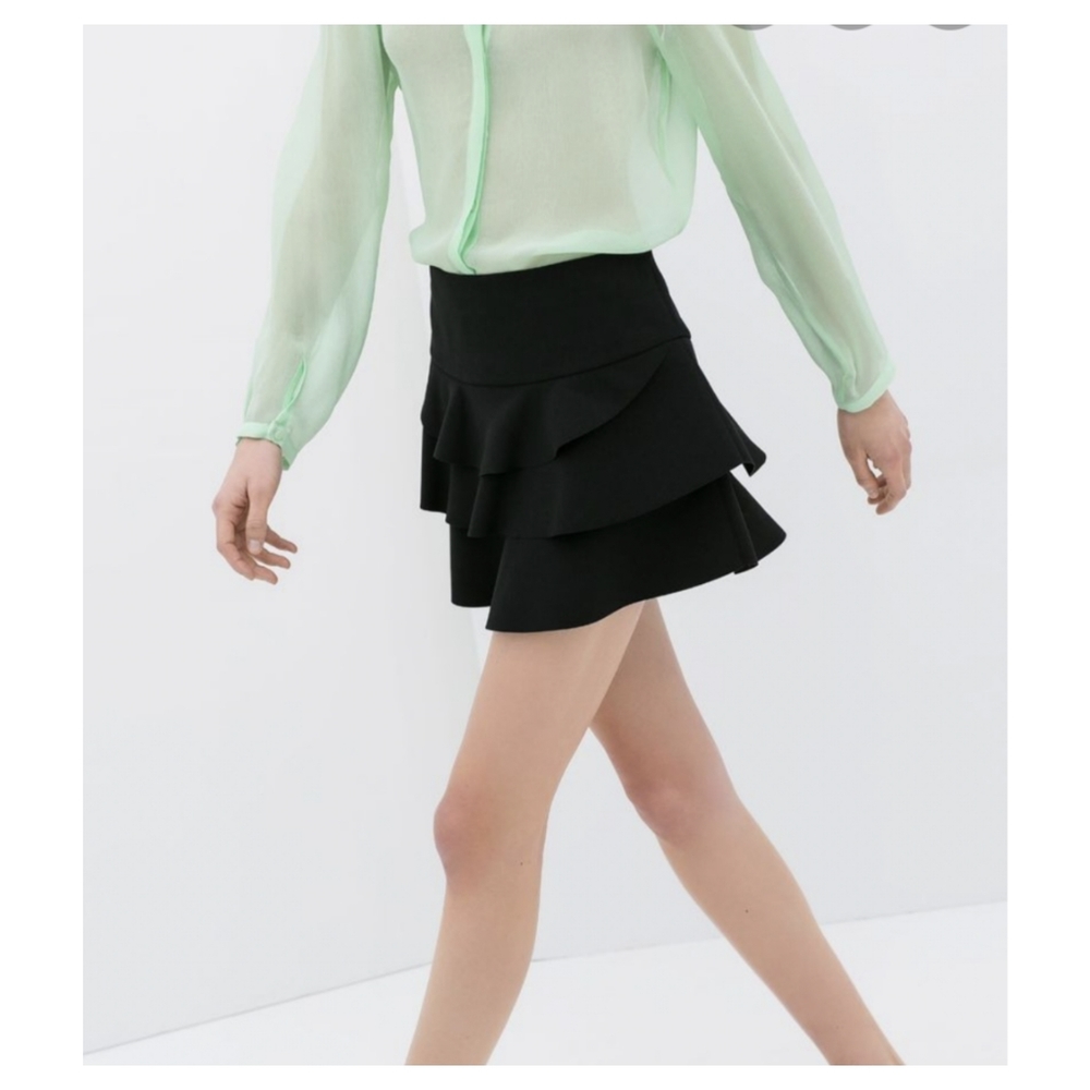 Ruffle skirt